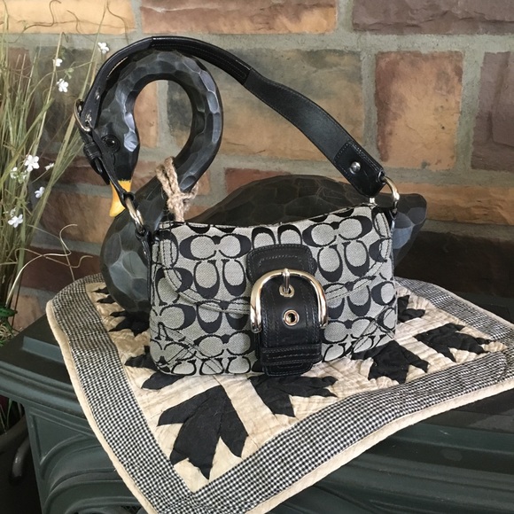 Coach Handbags - Coach shoulder bag.